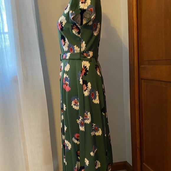 Beautiful Green Boden Knit dress - Picture 7 of 8